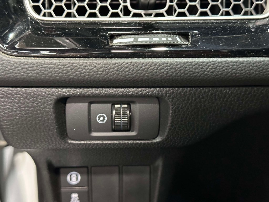Used 2022 Honda Civic Sport image 28
