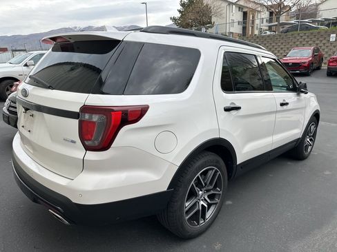 Used 2016 Ford Explorer Sport w/ Equipment Group 401A image 4