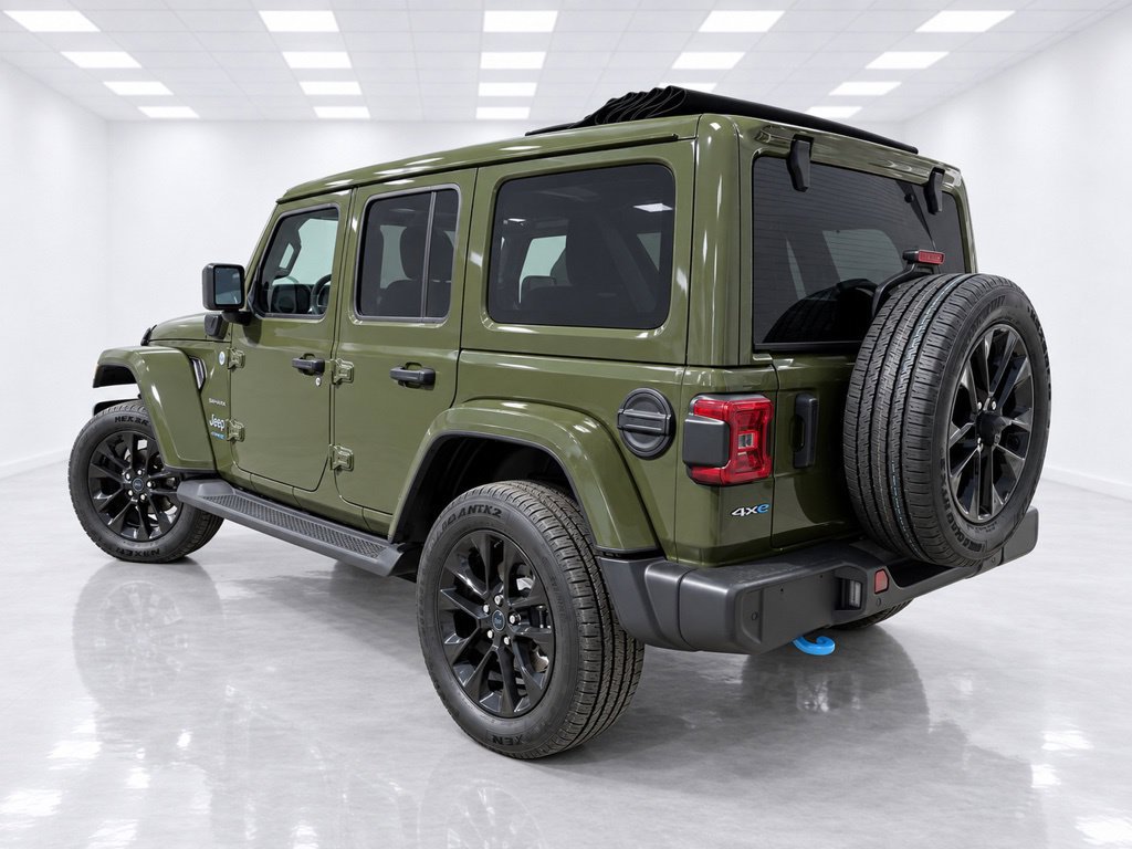Used 2024 Jeep Wrangler Unlimited Sahara w/ Safety Group AWD/4WD image 11