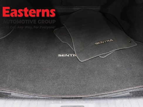 Used 2022 Nissan Sentra SV FWD image 9