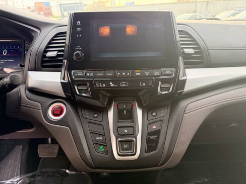 Used 2018 Honda Odyssey EX image 14