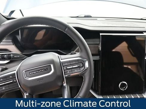 Used 2024 GMC Acadia Denali AWD/4WD image 16