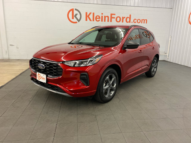Used 2024 Ford Escape ST-Line w/ Tech Pack #1 AWD/4WD image 3