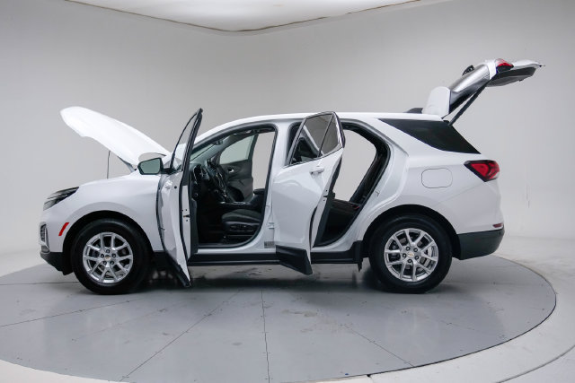 Used 2024 Chevrolet Equinox LT w/ LPO, Floor Liner Package FWD image 19