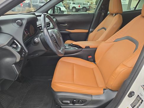 Used 2022 Lexus UX 200 200 Base image 19