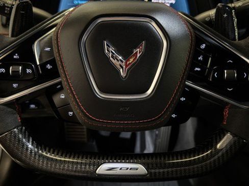 Used 2024 Chevrolet Corvette Z06 w/ Z07 Performance Package RWD image 10
