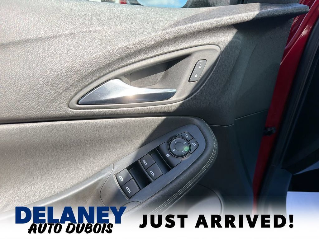 Used 2023 Buick Encore GX Preferred w/ Cold Weather Comfort Package FWD image 19