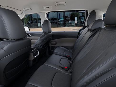 New 2026 Kia Carnival EX image 18