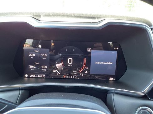 New 2025 GMC Canyon Elevation w/ Convenience Package image 18