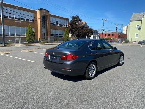 Used 2016 BMW 528i xDrive Sedan image 5