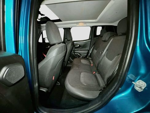 Used 2022 Jeep Renegade Trailhawk w/ Sun/Sound Group AWD/4WD image 32