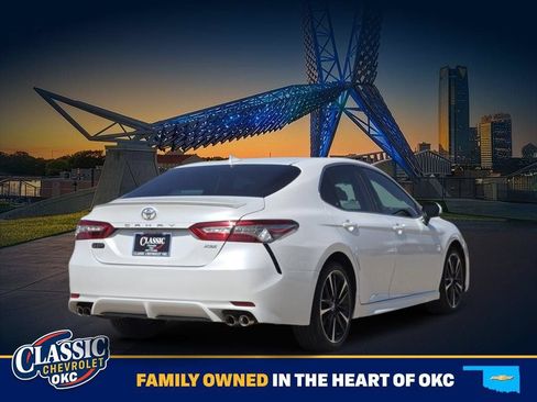 Used 2019 Toyota Camry XSE FWD image 7