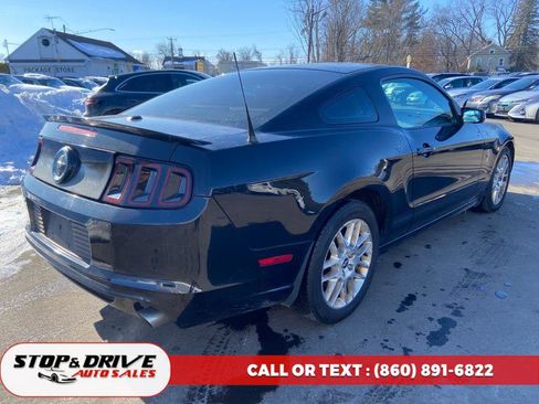 Used 2013 Ford Mustang Premium image 5