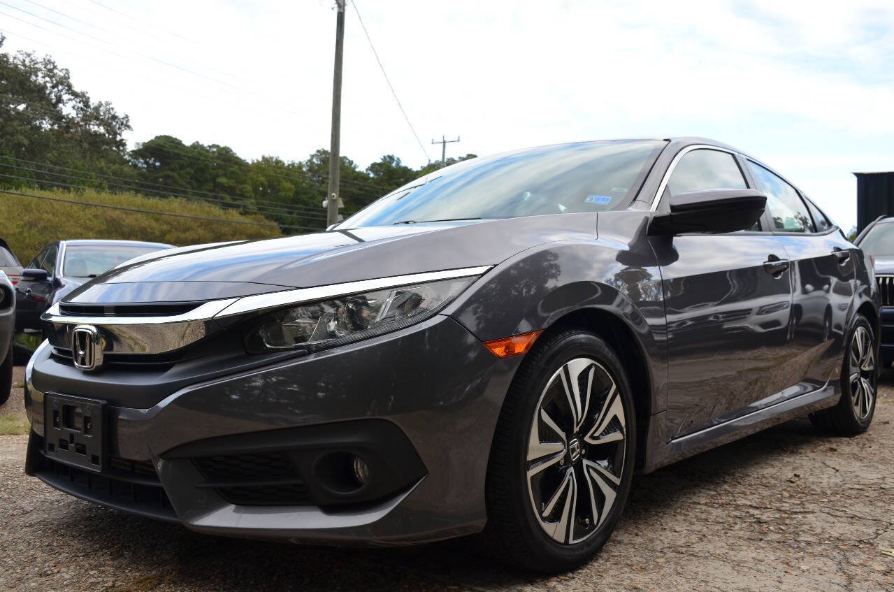 Used 2017 Honda Civic EX-T image 2