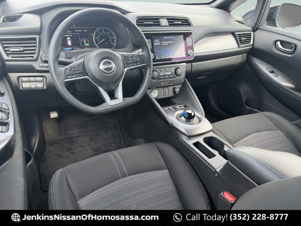 Certified 2025 Nissan Leaf S FWD image 29
