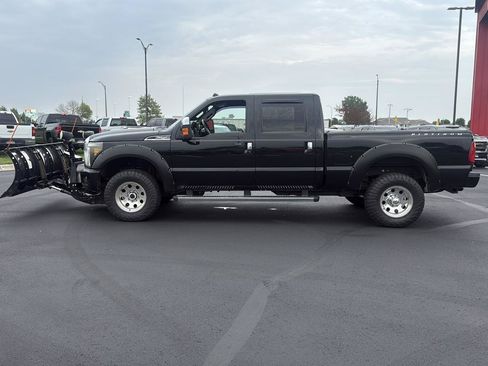 Used 2016 Ford F250 Platinum AWD/4WD image 2