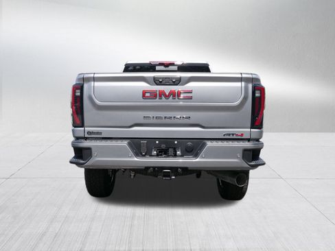 New 2025 GMC Sierra 2500 AT4 w/ AT4 Premium Plus Package image 4