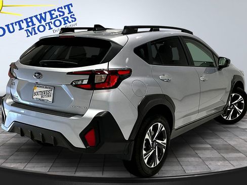Used 2024 Subaru Crosstrek 2.0i Premium AWD/4WD image 6