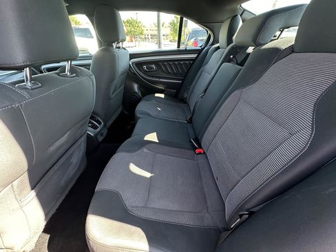 Used 2013 Ford Taurus SEL FWD image 9