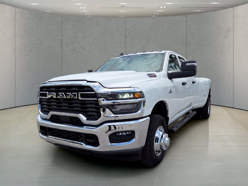 New 2026 RAM 3500 Tradesman AWD/4WD image 11