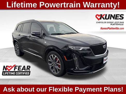 Used 2024 Cadillac XT6 Sport w/ Technology Package AWD/4WD image 3