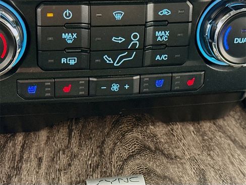 Used 2017 Ford F350 Lariat w/ Chrome Package image 14