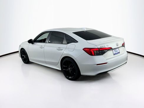 Used 2023 Honda Civic Sport image 7