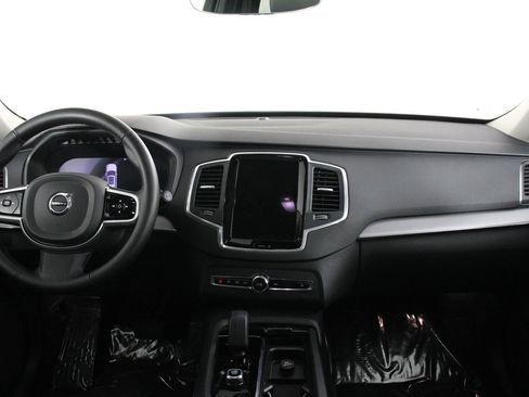 Certified 2024 Volvo XC90 B5 Core w/ Protection Package Premier image 7