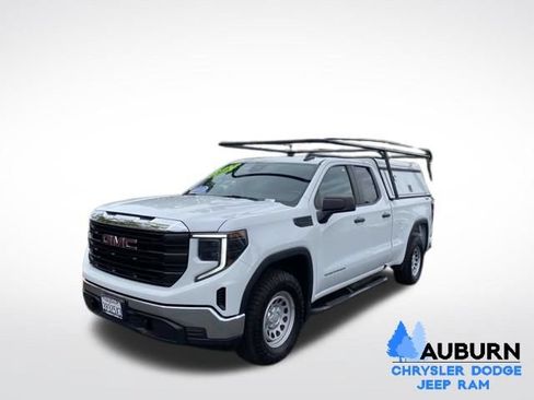 Used 2024 GMC Sierra 1500 Pro w/ Pro Value Package AWD/4WD image 3