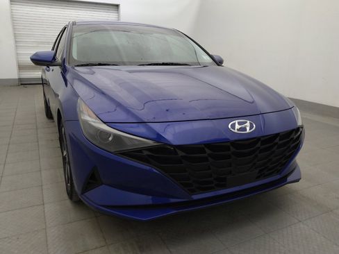 Used 2023 Hyundai Elantra SEL w/ Convenience Package FWD image 13