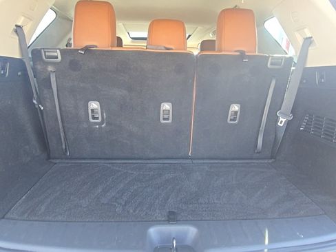 Used 2024 Nissan Pathfinder Platinum w/ Cargo Package image 41