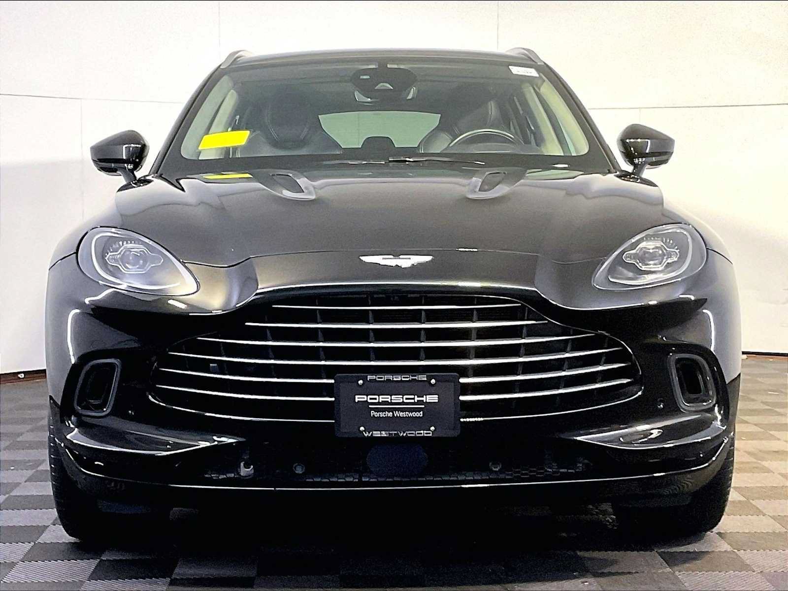 Used 2021 Aston Martin DBX AWD/4WD image 10