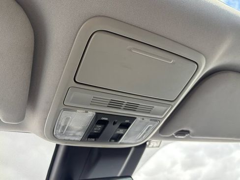 Used 2019 Honda Odyssey EX-L image 27