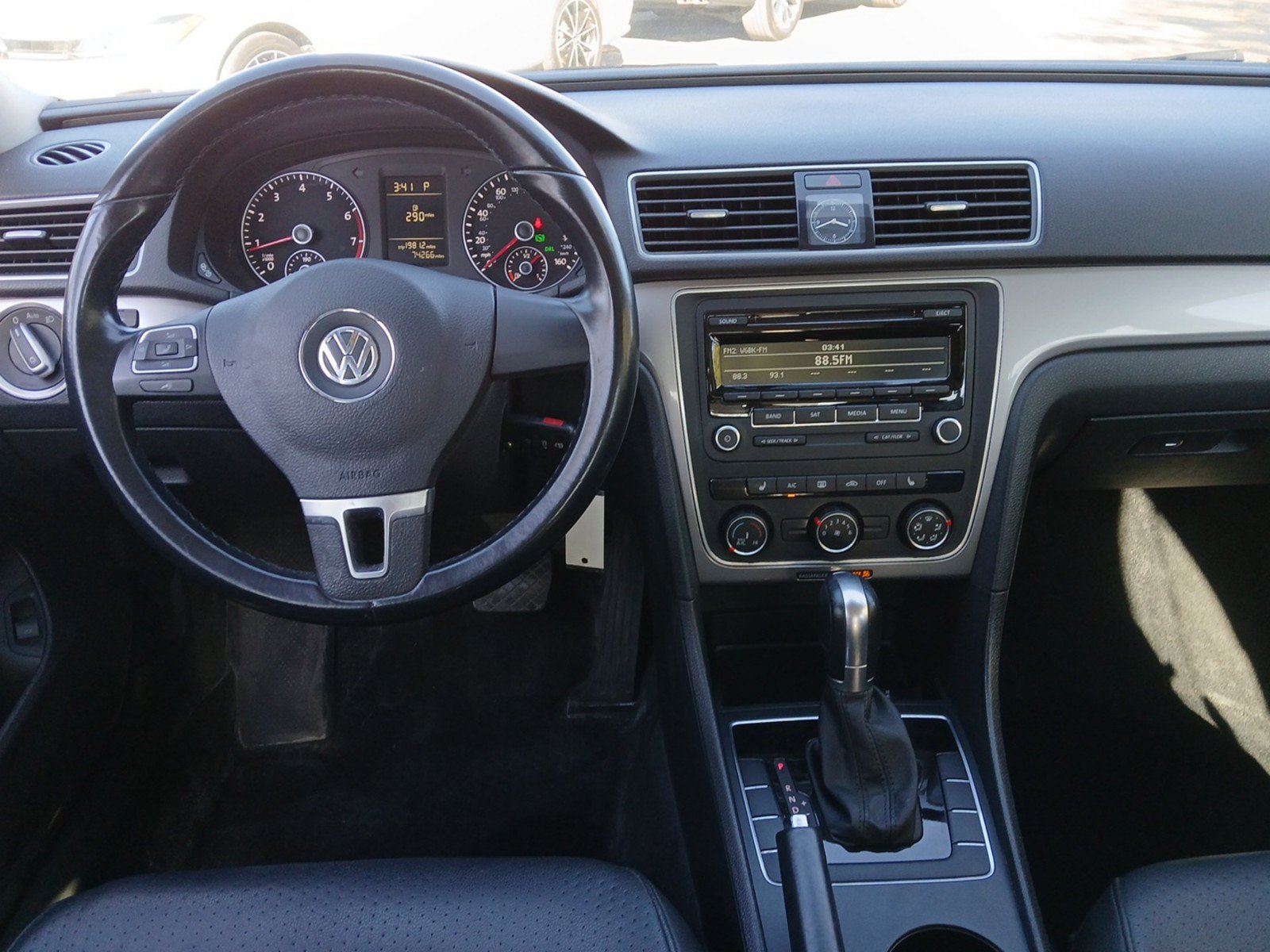 Used 2015 Volkswagen Passat 1.8T Wolfsburg Edition FWD image 7