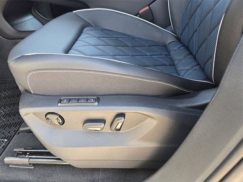 New 2026 Volkswagen Atlas Cross Sport SEL Premium R-Line image 19