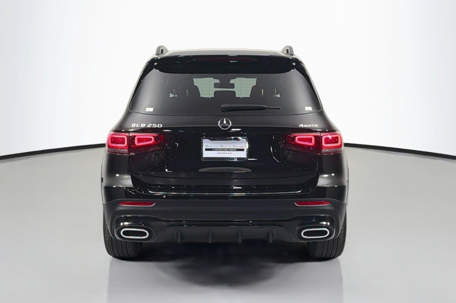 Used 2023 Mercedes-Benz GLB 250 4MATIC image 4