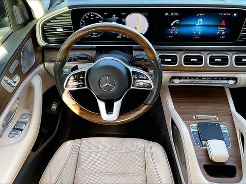 Used 2020 Mercedes-Benz GLE 450 4MATIC image 5