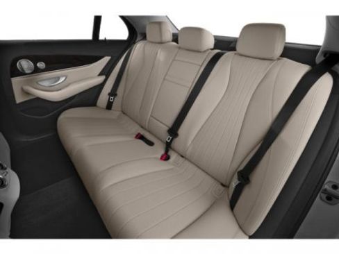 Used 2020 Mercedes-Benz E 350 Sedan image 13