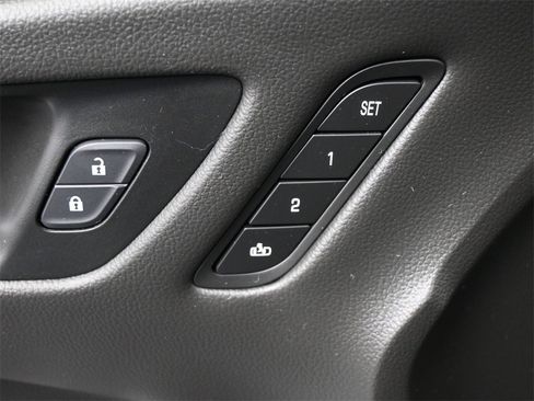 Used 2019 Buick Envision Essence image 5