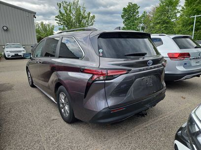 Used 2021 Toyota Sienna XLE w/ XLE Plus Package