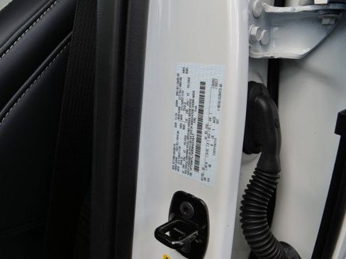 Used 2024 Ford F150 Lightning Platinum AWD/4WD image 48