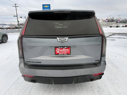 Certified 2021 Cadillac Escalade ESV Sport w/ Driver Assist Tech Package image 6