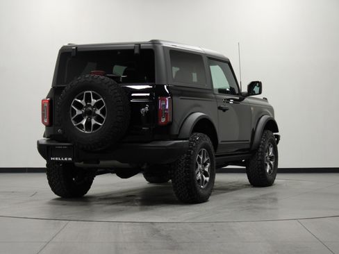 Used 2024 Ford Bronco Badlands image 4