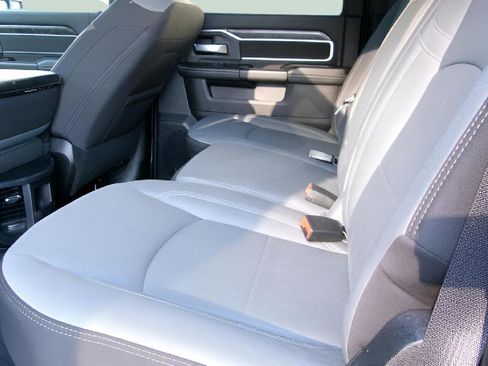 Used 2024 RAM 2500 Big Horn w/ Bed Utility Group image 9