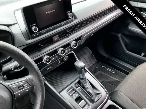 Used 2025 Honda CR-V LX image 15