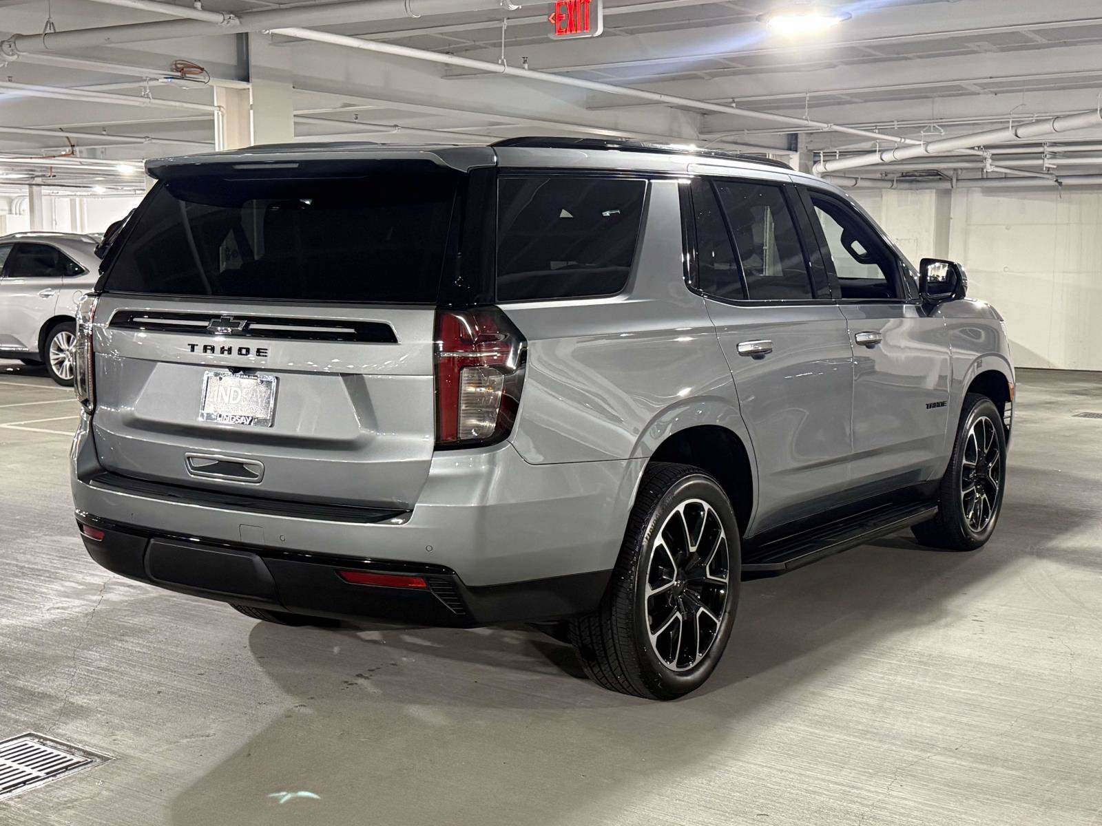 Used 2023 Chevrolet Tahoe RST w/ Luxury Package AWD/4WD image 9