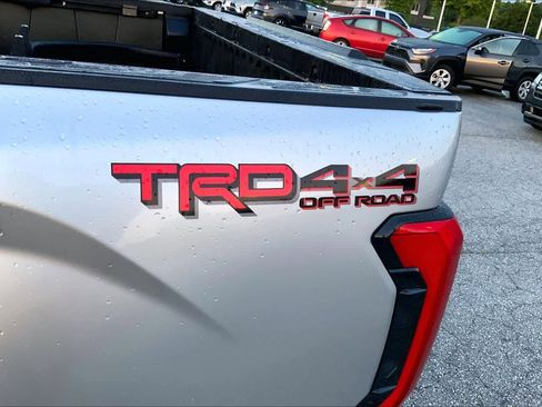 Used 2022 Toyota Tundra SR5 w/ TRD Off-Road Package AWD/4WD image 30