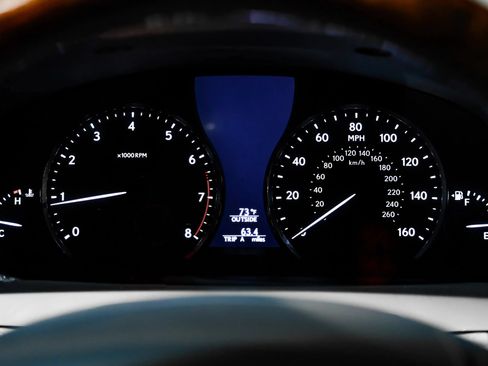 Used 2015 Lexus LS 460 L RWD image 17