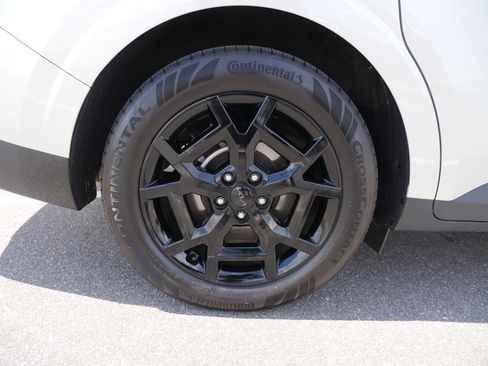 Certified 2025 Kia Carnival SX Prestige image 11