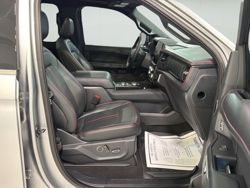 Used 2023 Ford Expedition Limited AWD/4WD image 22